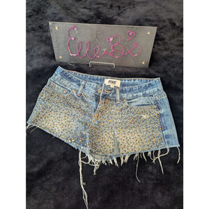UC VS PINK Front Stud/Bling Denim Shorts 0 ** FLAWED ITEM